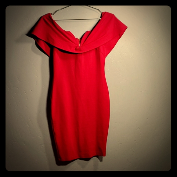Red dress Size small - Picture 2 of 3